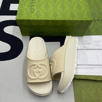 G*cci Sendals