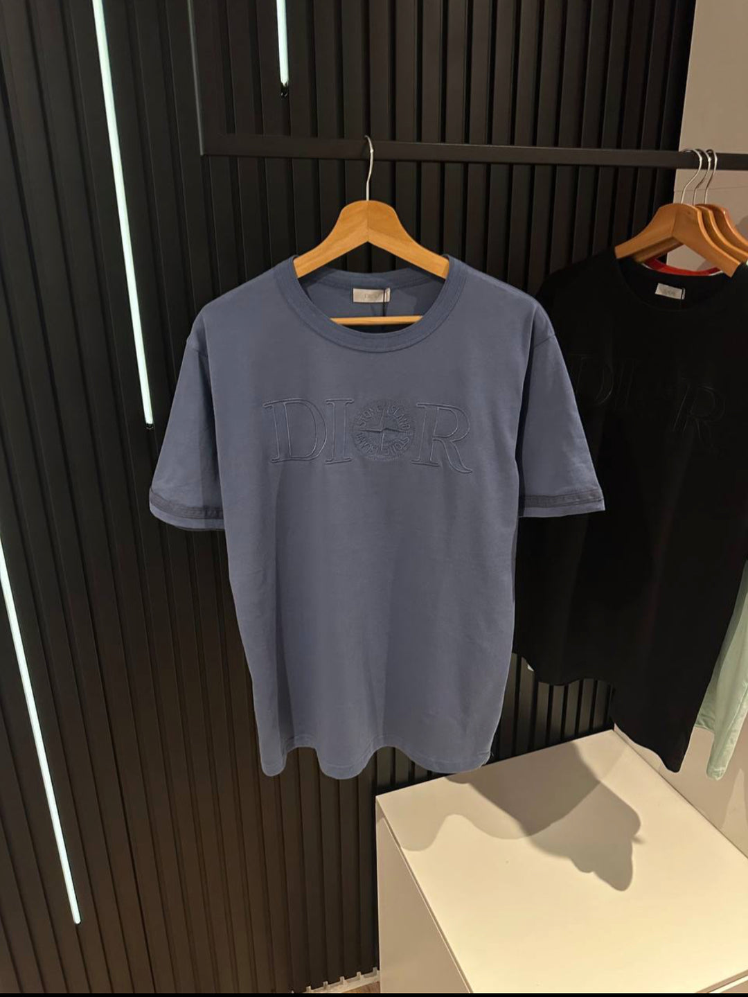 T-shirt D*or x St*ne Island