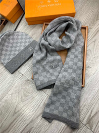 L&*V Bonnet & Écharpe