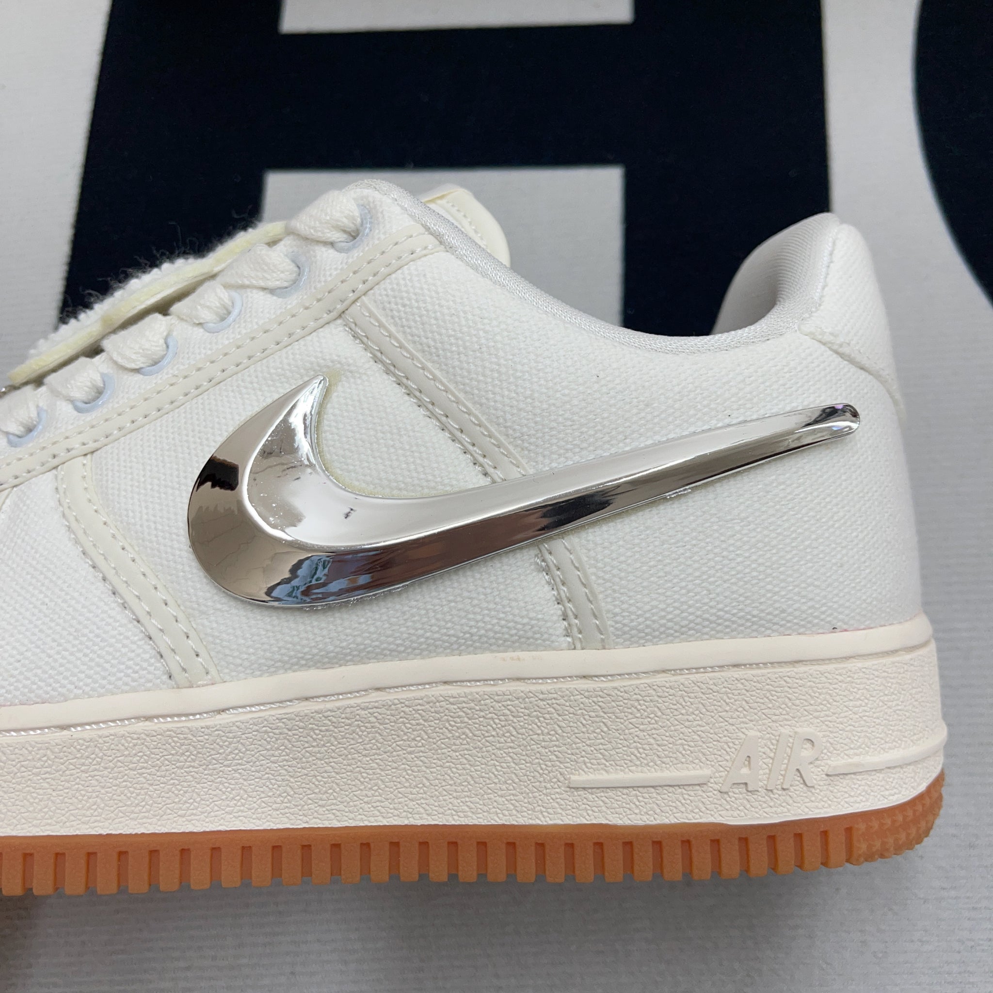 A*rForce Low « Trav*s Scott»