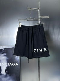 G*venchy Short