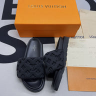 L&*V Sendals