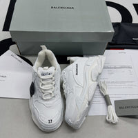 Balenc*aga Triple S