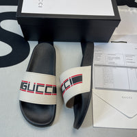G*cci Slide