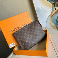 L&*V Pochette (27*21*3)
