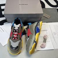 Balenc*aga Triple S