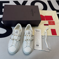 V*lentino Rockstud