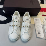 V*lentino Rockstud