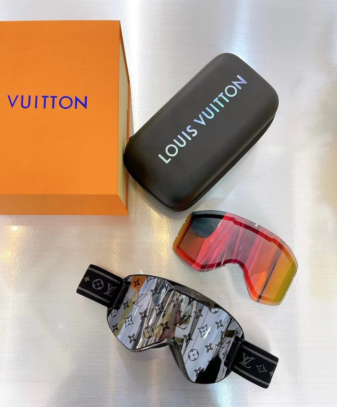 L&*V Lunettes Ski