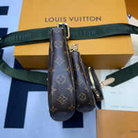 L&*V Multi Pochette  (24*13.5*4)