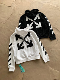 Off-Wh*te Pull