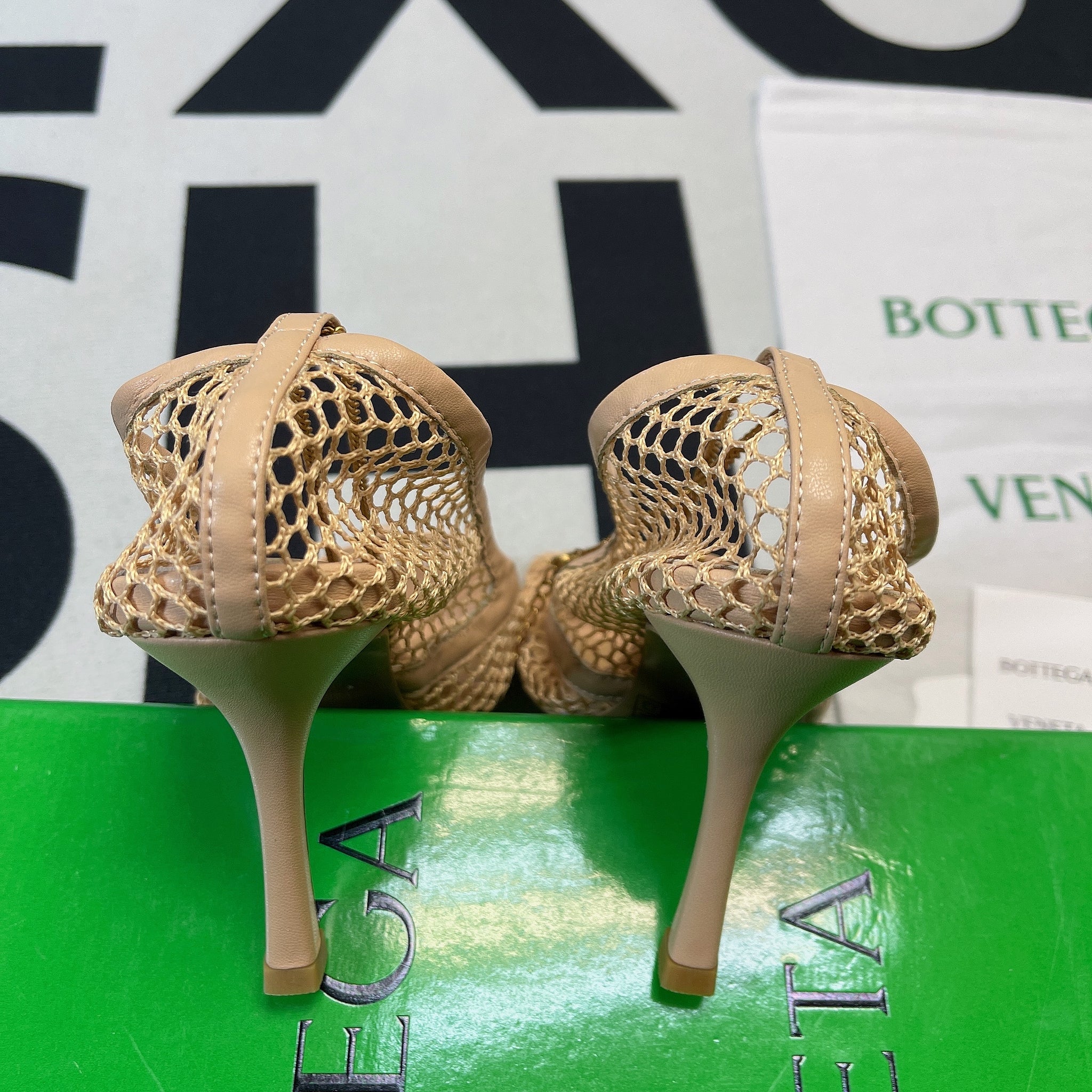 B*ttega V Talons