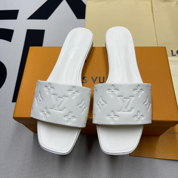 L&*V Sendals