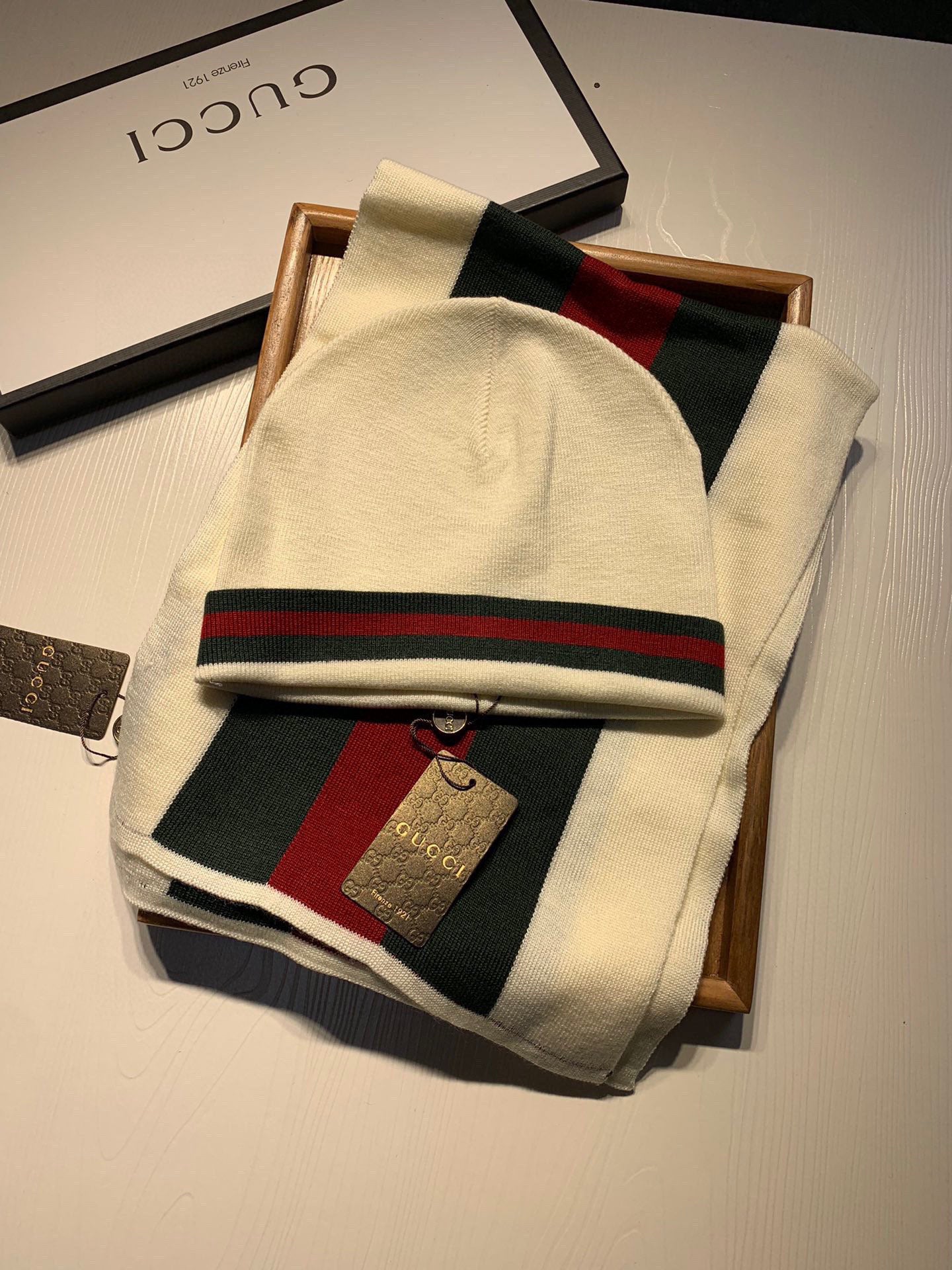 G*cci Bonnet & Écharpe