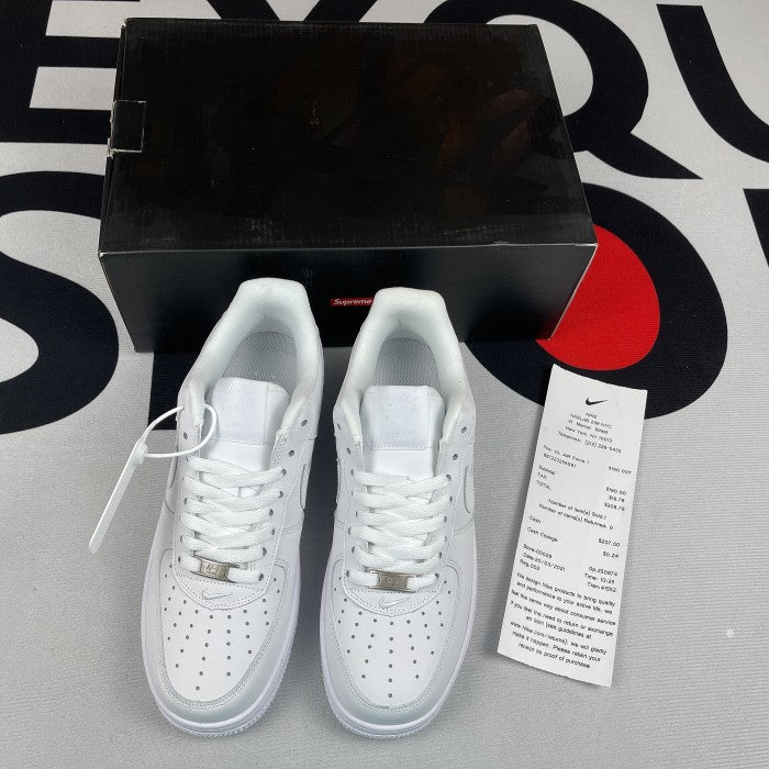 N*ke Air Force 1 « S*preme White »