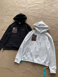 Off-Wh*te Pull