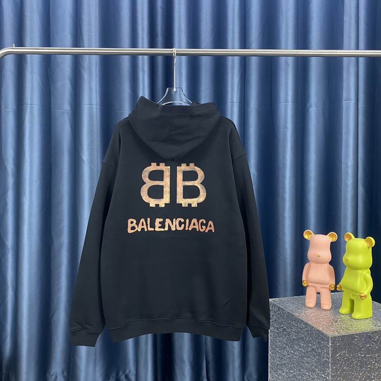 B*lenciaga Pull