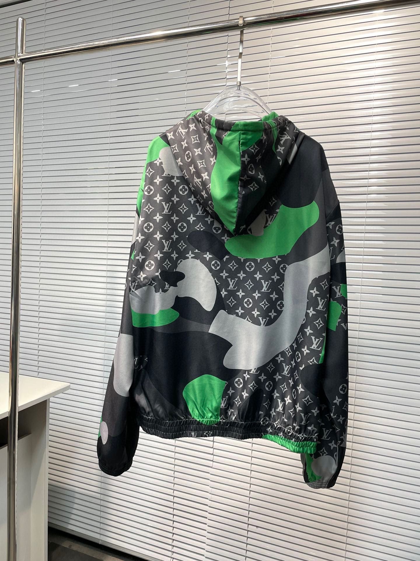 L&*V Jacket