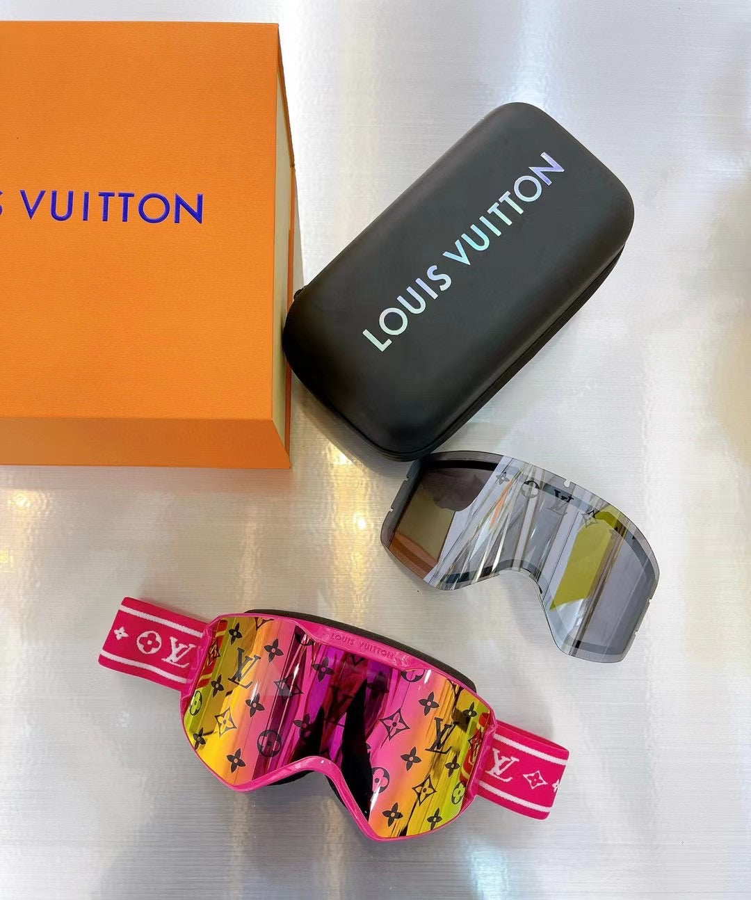 L&*V Lunettes Ski