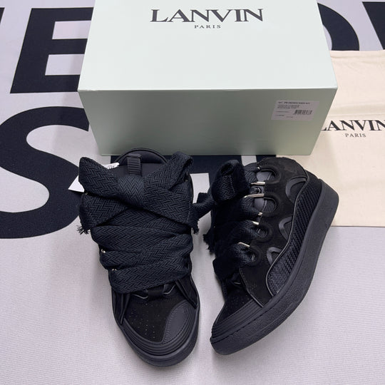 Lanv*n Curb