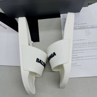 Balenc*aga Slide