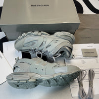 Balenc*aga Track