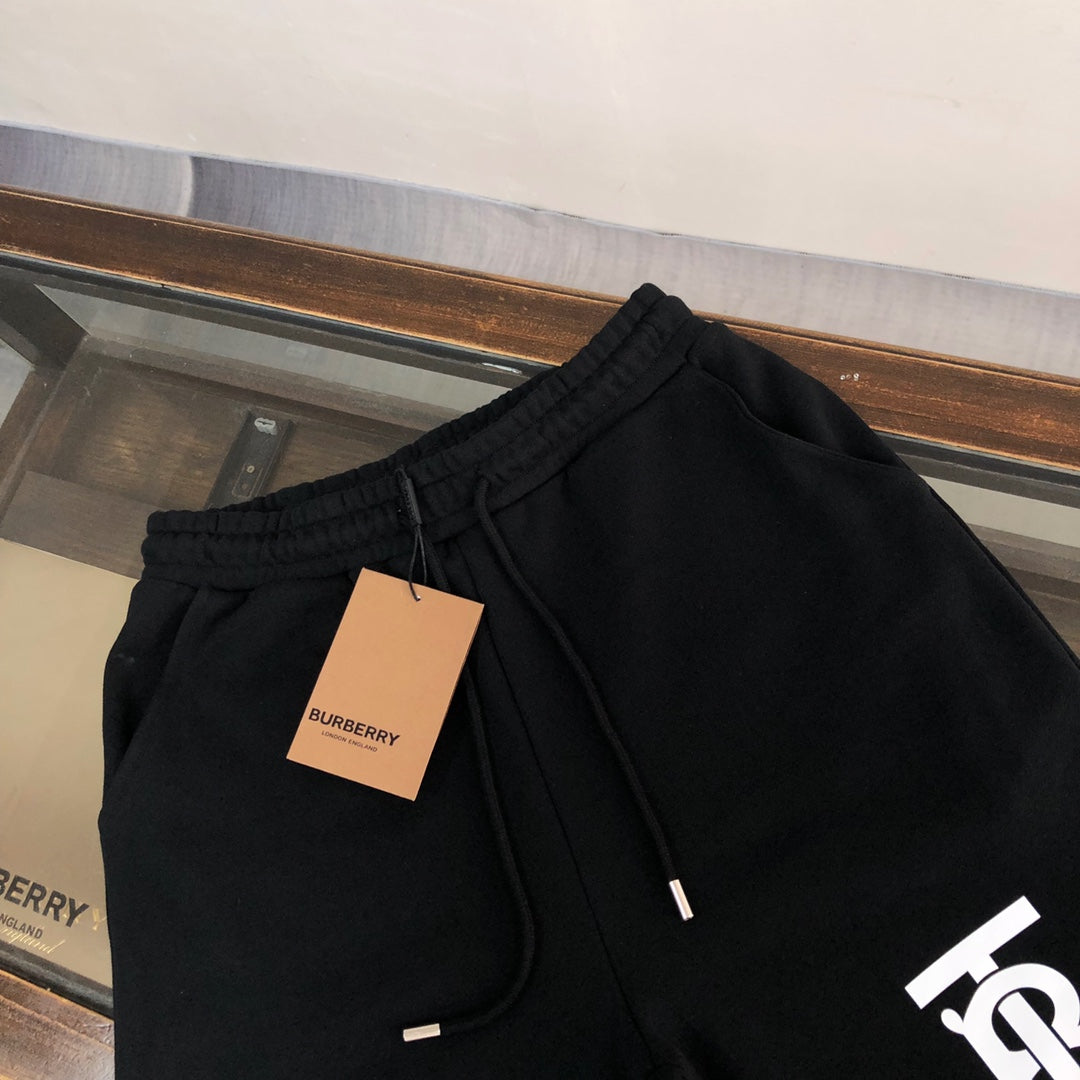 B*rberry Short