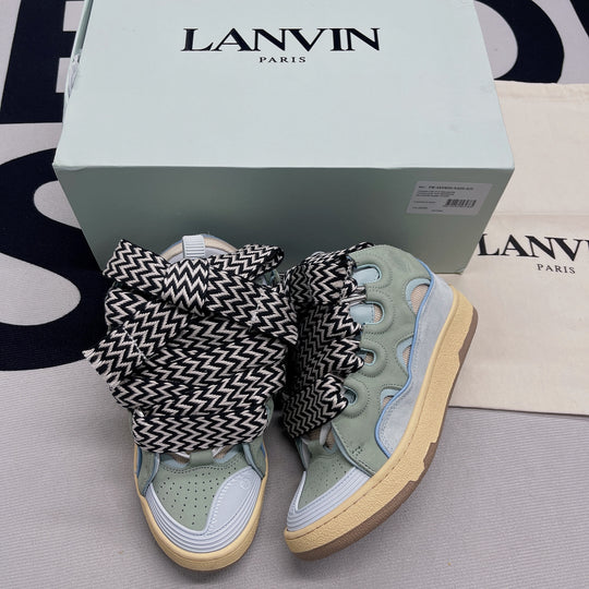 Lanv*n Curb