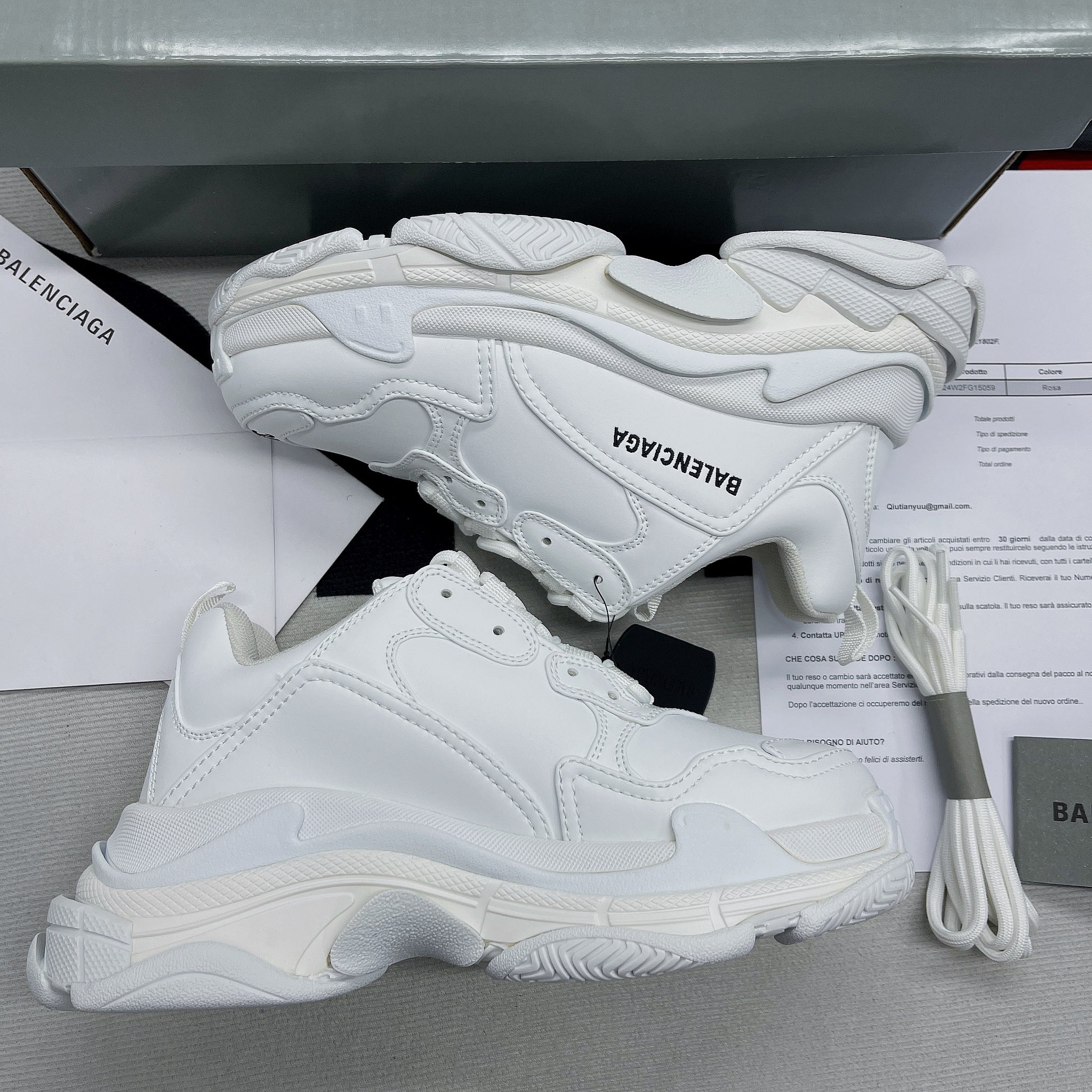 Balenc*aga Triple S