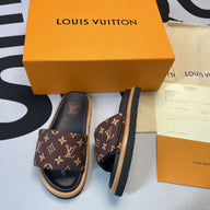 L&*V Sendals