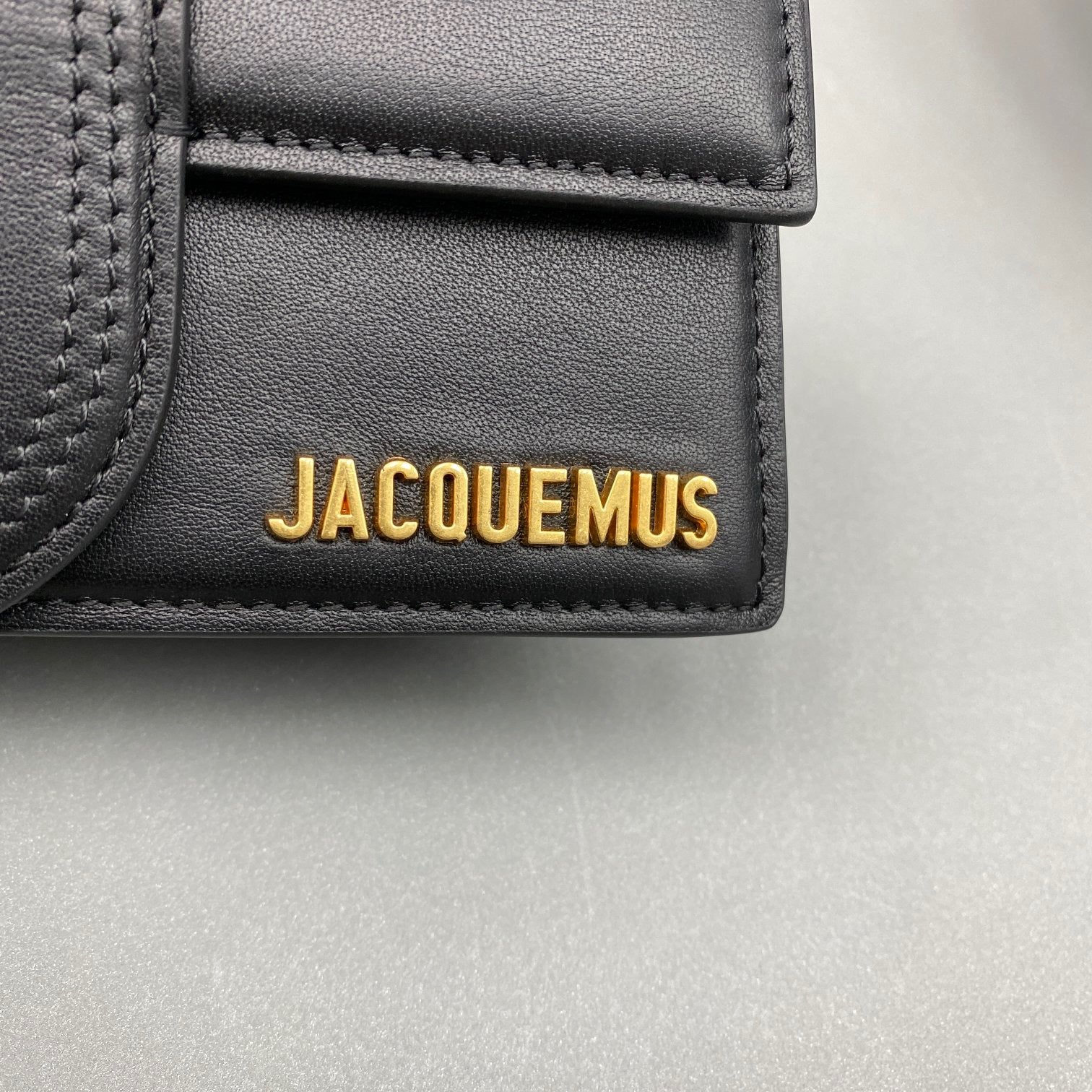 J*cquemus (8,5*16*6,5)