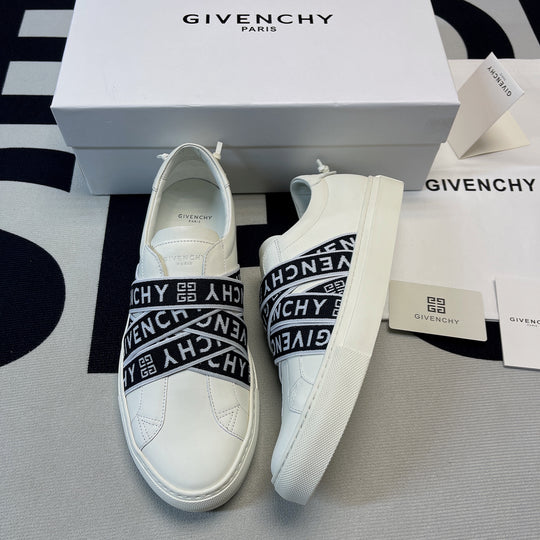 G*venchy Low-Top