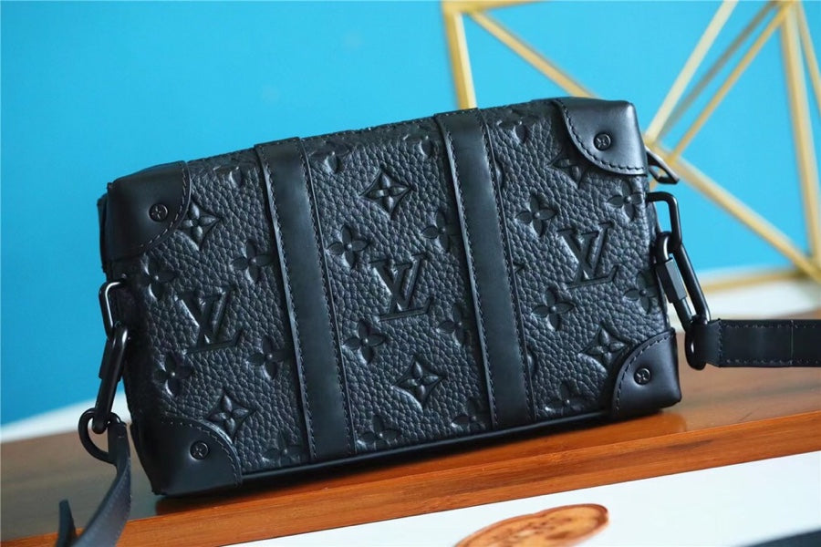 L&*V Trunk