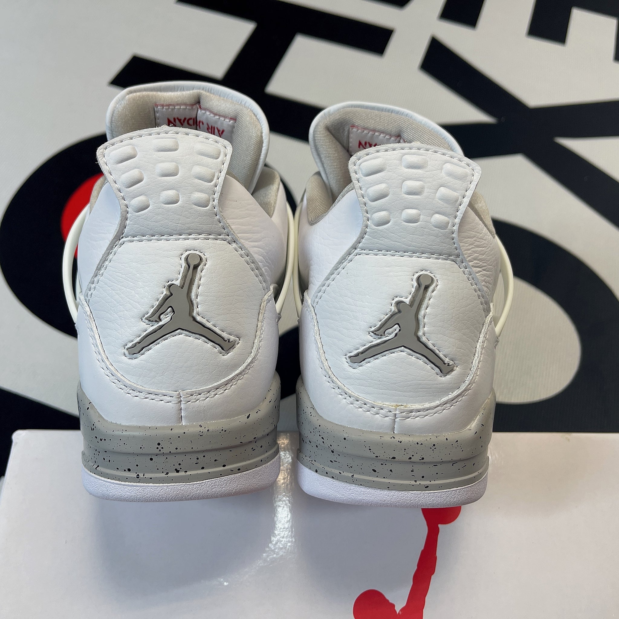J*rdan 4 «White Oreo»