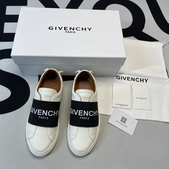 G*venchy Low-Top