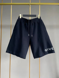 G*venchy Short