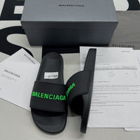Balenc*aga Slide