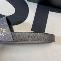 G*cci Slide