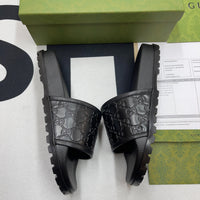 G*cci Slide