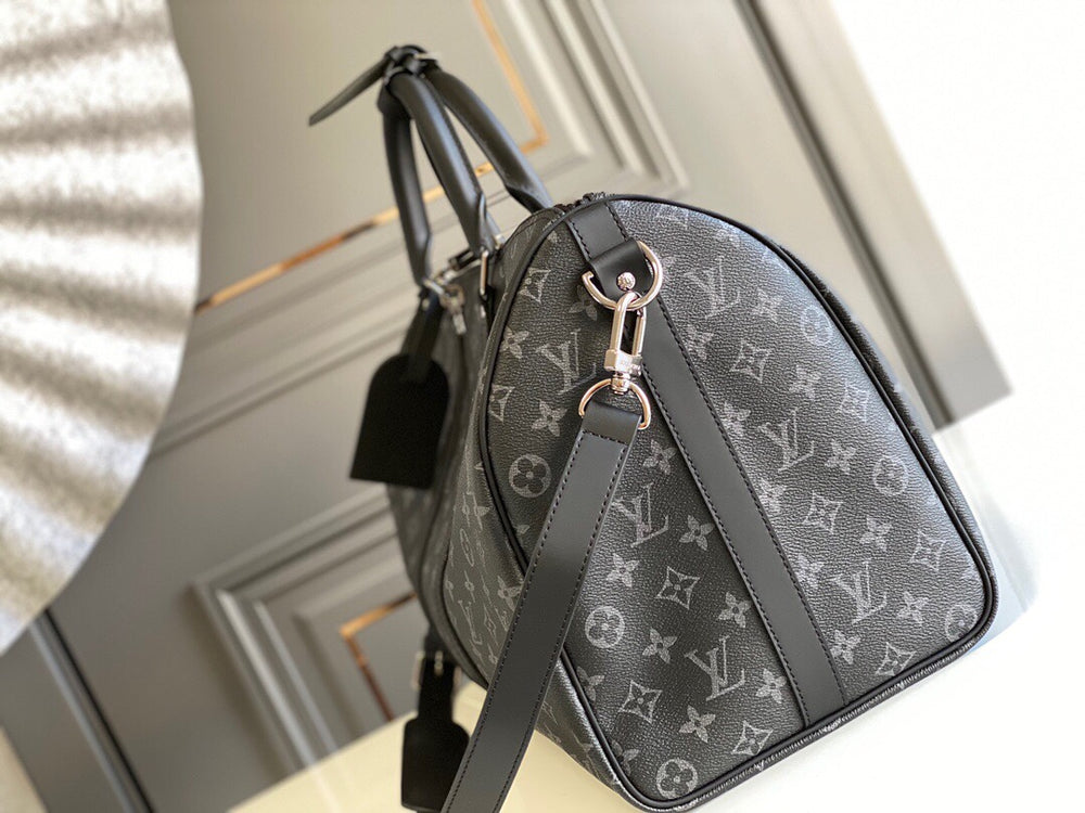 L&*V Keepall