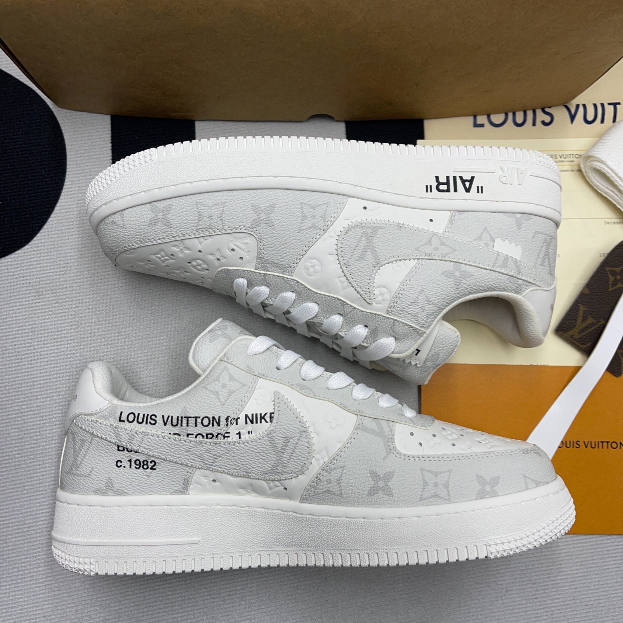 L&*V AF1