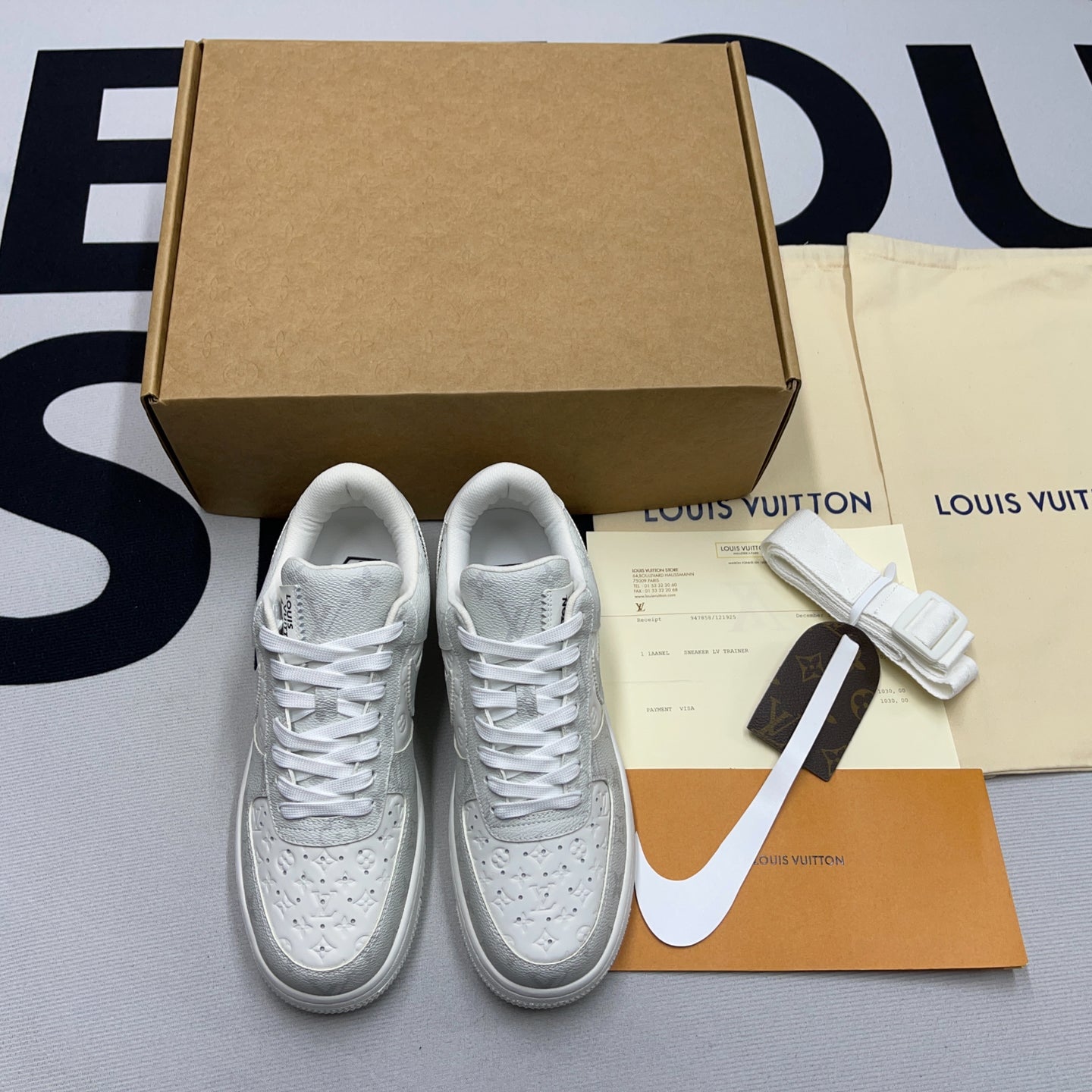 L&*V AF1