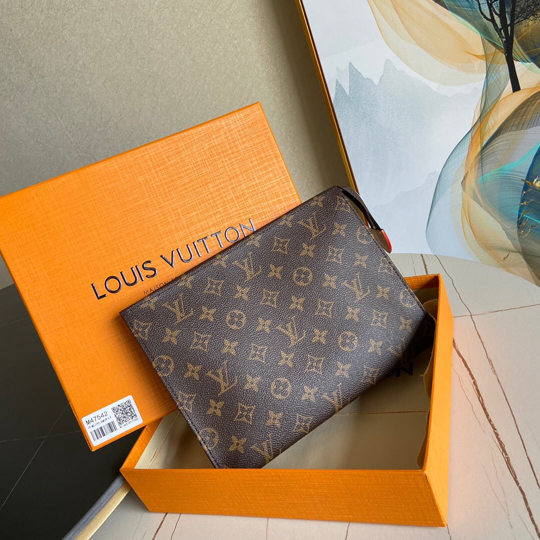 L&*V Pochette (27*21*3)