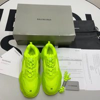 Balenc*aga Triple S