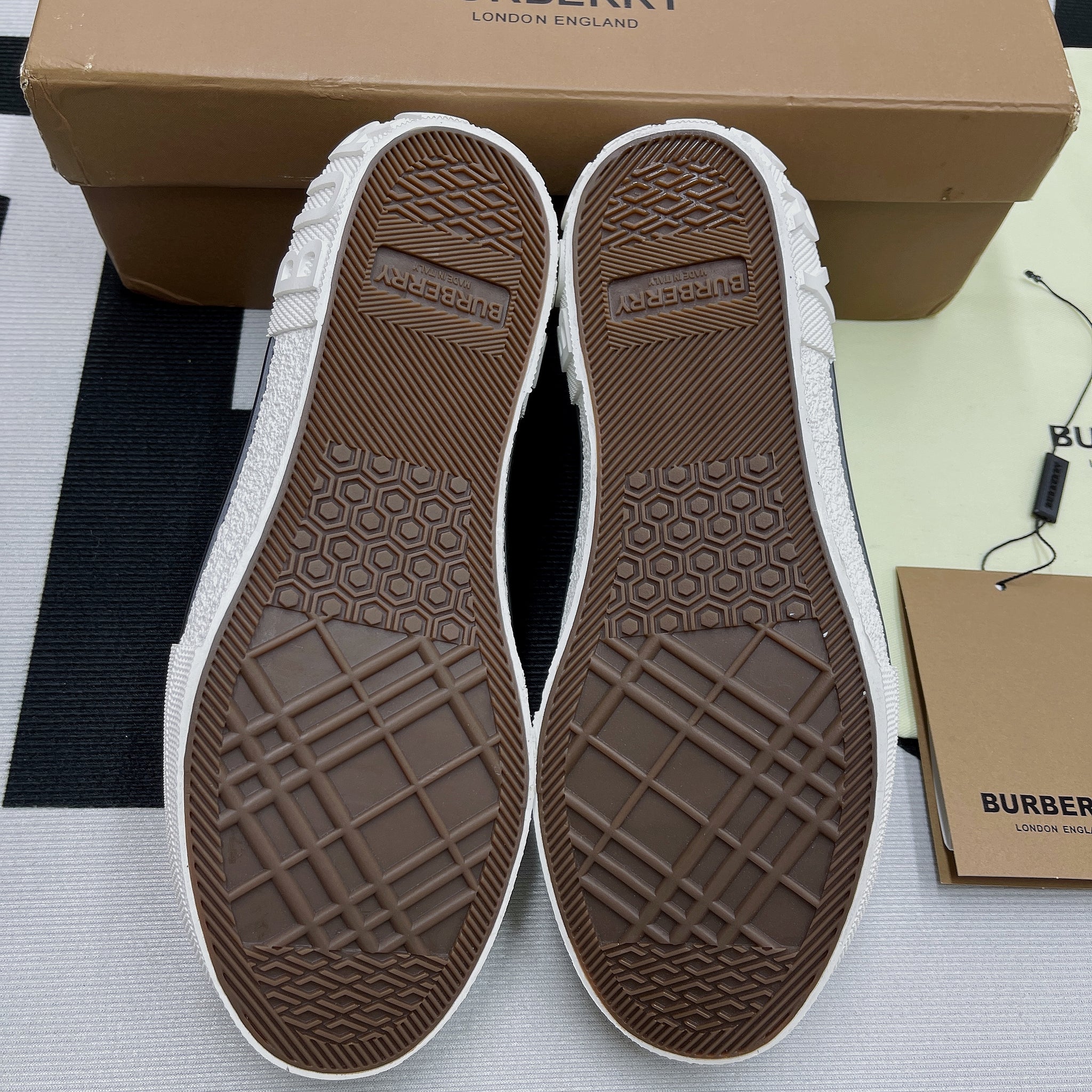 B*rberry Vintage