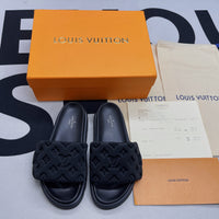 L&*V Sendals