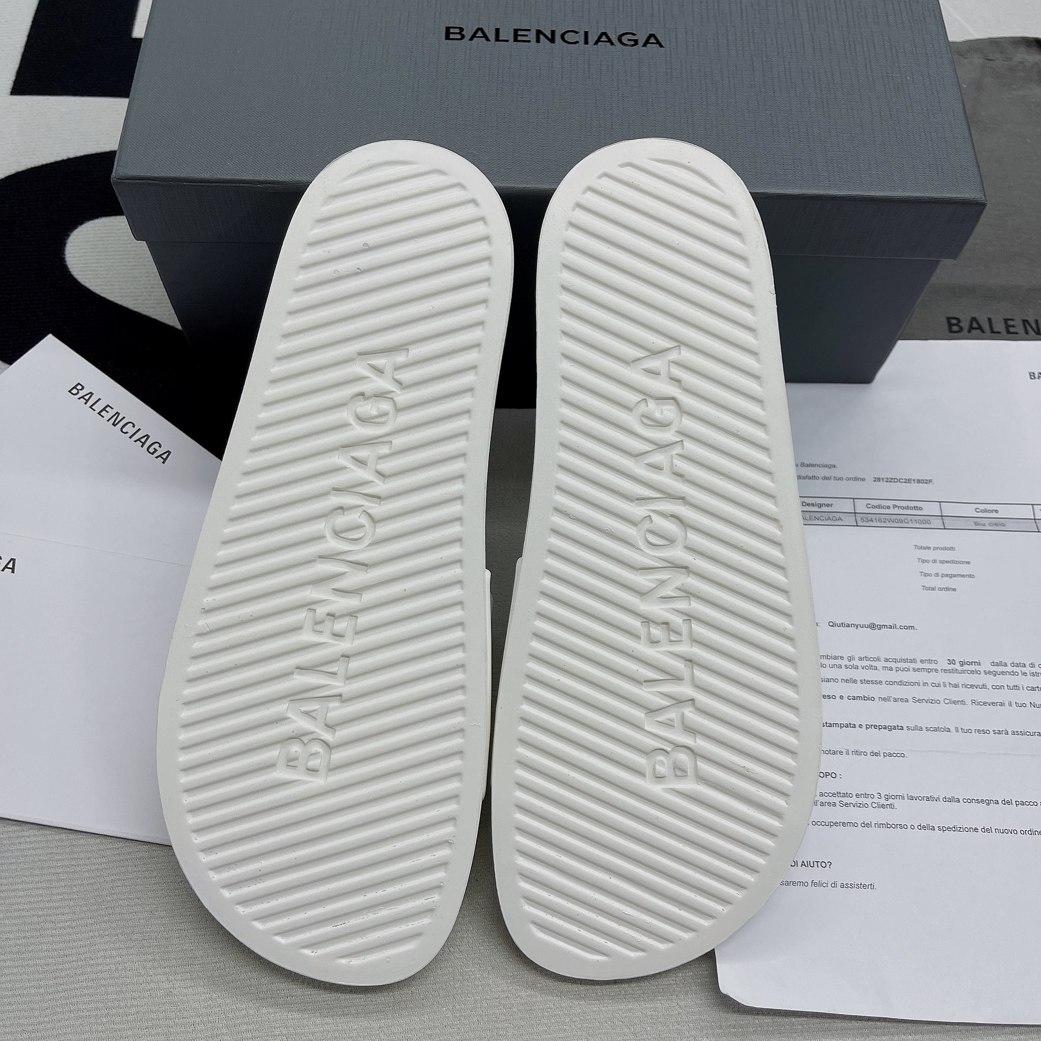 Balenc*aga Slide