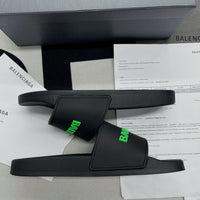 Balenc*aga Slide
