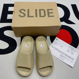 Y*ezy Slide