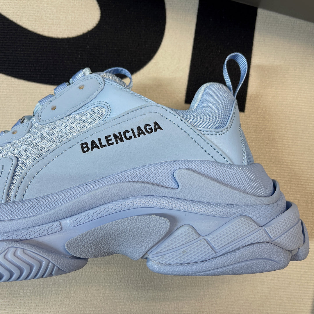 Balenc*aga Triple S